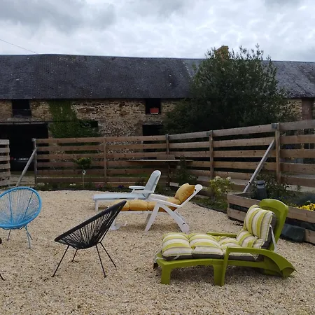 Logis D'aubigny بيت للعطل